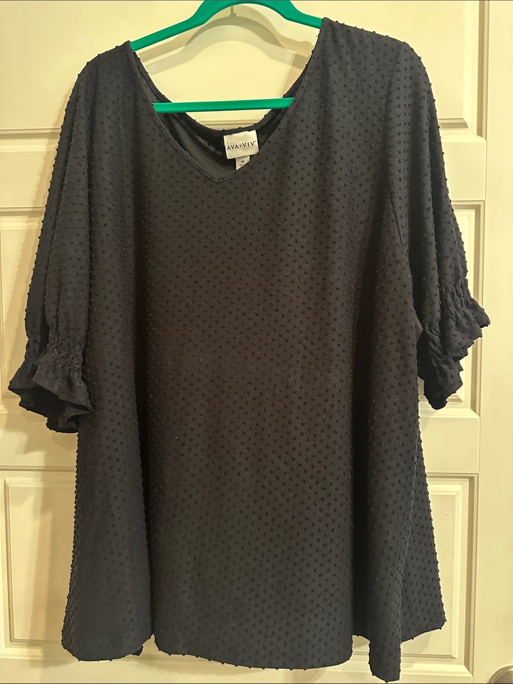 Ava & Viv Black Textured Swiss Dot V-Neck Blouse